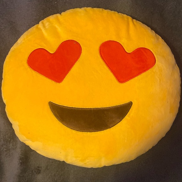Emoji pillow - Picture 1 of 1